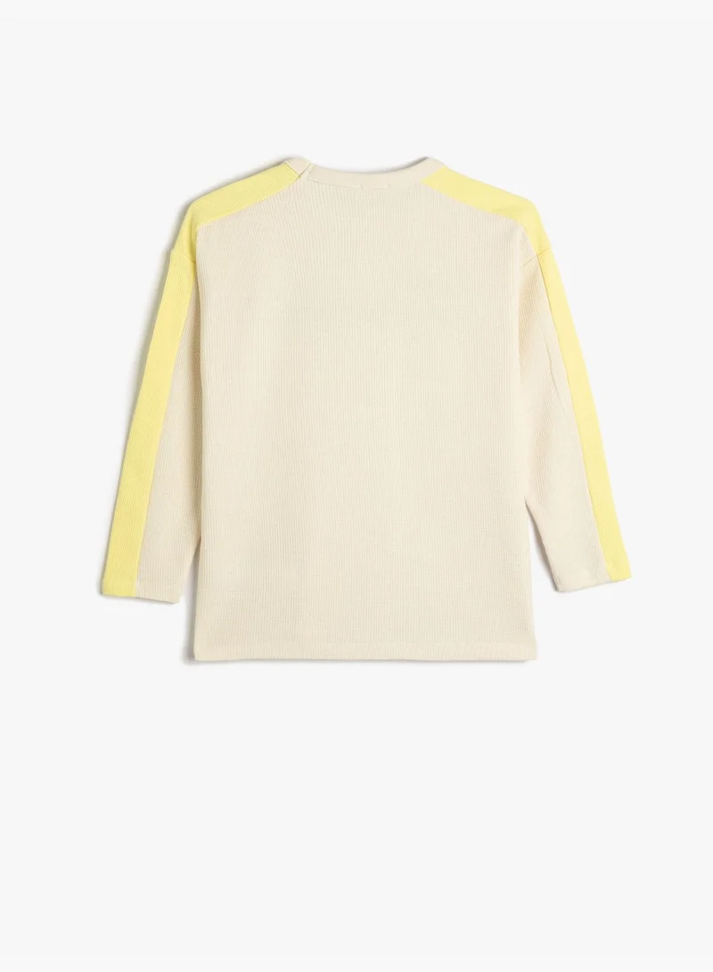كوتون T-Shirt Long Sleeve Crew Neck Printed Detail Color Block