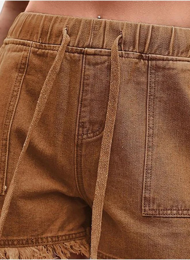 يونيكي Brown Solid Denim Shorts