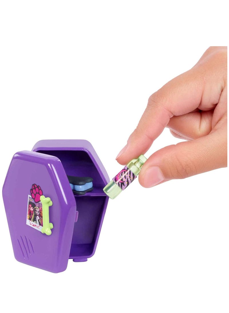 MONSTER HIGH Monster High Clawdeen Bedroom - Image 3