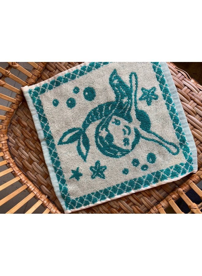 توالا منشفة وجه قطنية فيروزية ٣٠*٣٠ - Image 1