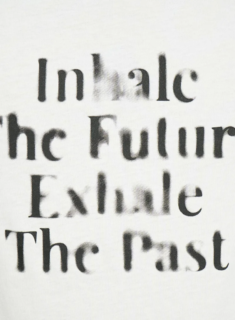 GIORDANO  Men’s Slim Cotton Crew Neck Message Print Tee for Men | Best Price UAE