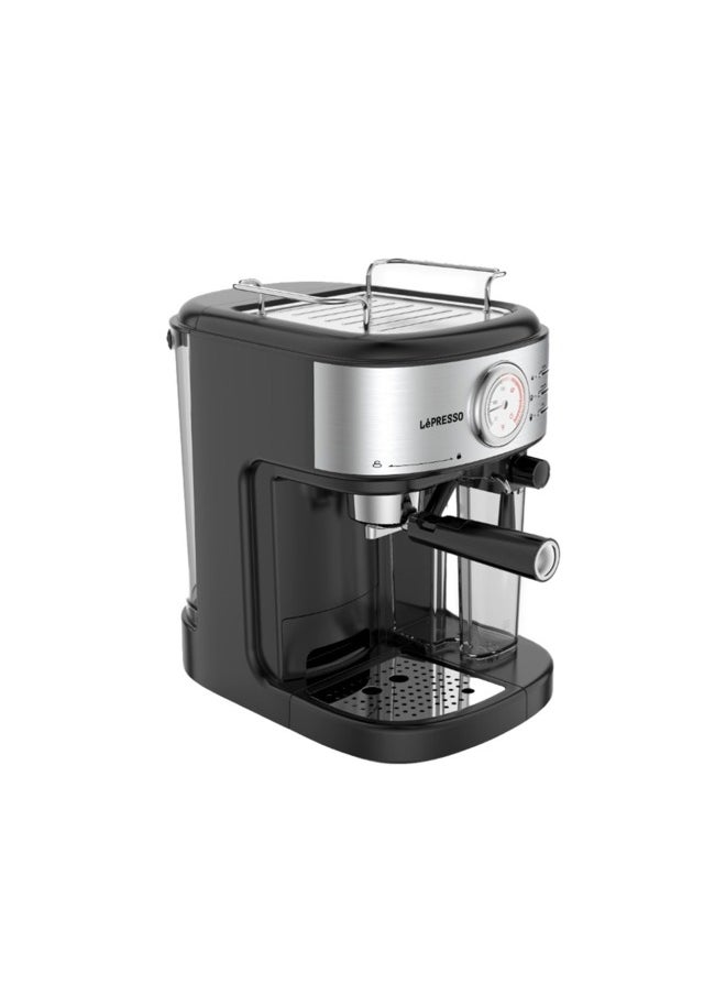 Coffee Machine, 20 Bar Pump, 1050-1250W, 1.7L Tank, 500ml Milk Capacity, Nespresso Capsules, Black - pzsku/ZC2BE047458987C7BA0EFZ/45/_/1719472740/a076d254-5969-4d46-9ac9-b598911d6e2a