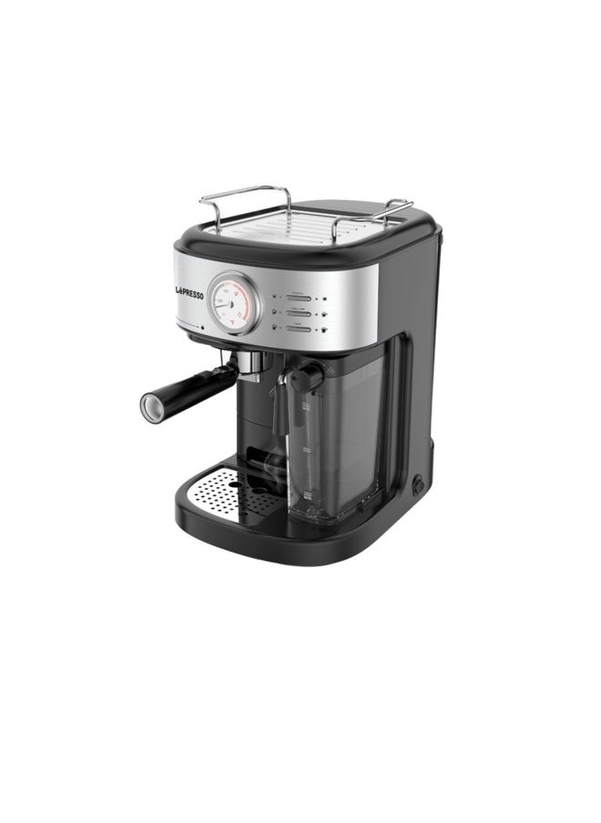 Coffee Machine, 20 Bar Pump, 1050-1250W, 1.7L Tank, 500ml Milk Capacity, Nespresso Capsules, Black - pzsku/ZC2BE047458987C7BA0EFZ/45/_/1719472743/7ba6af84-e5cd-4c39-8b52-fc71c1c70c32