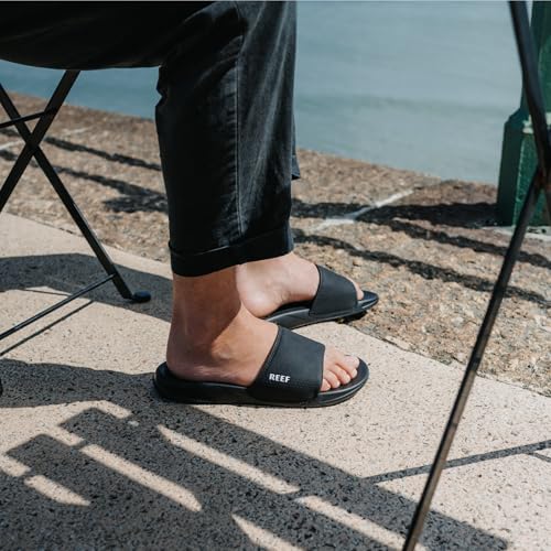 Reef One Slide Mens Sandal, Lightweight & Water Friendly, Navy/White, 10 - Image 2