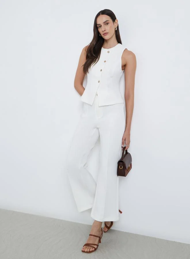Styli Styli Round Neck Fitted Buttoned Vest