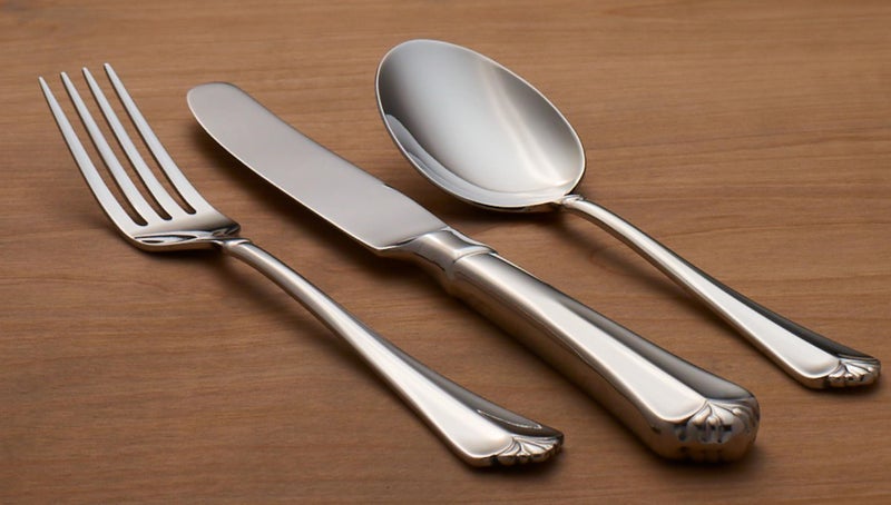 Oneida Golden Juilliard 5 Piece Fine Flatware Set, 18/10 Stainless, Service for 1,Silver - Image 4