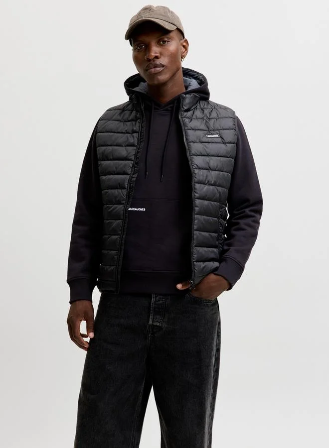 جاك اند جونز Black Lightweight Quilted Gilet