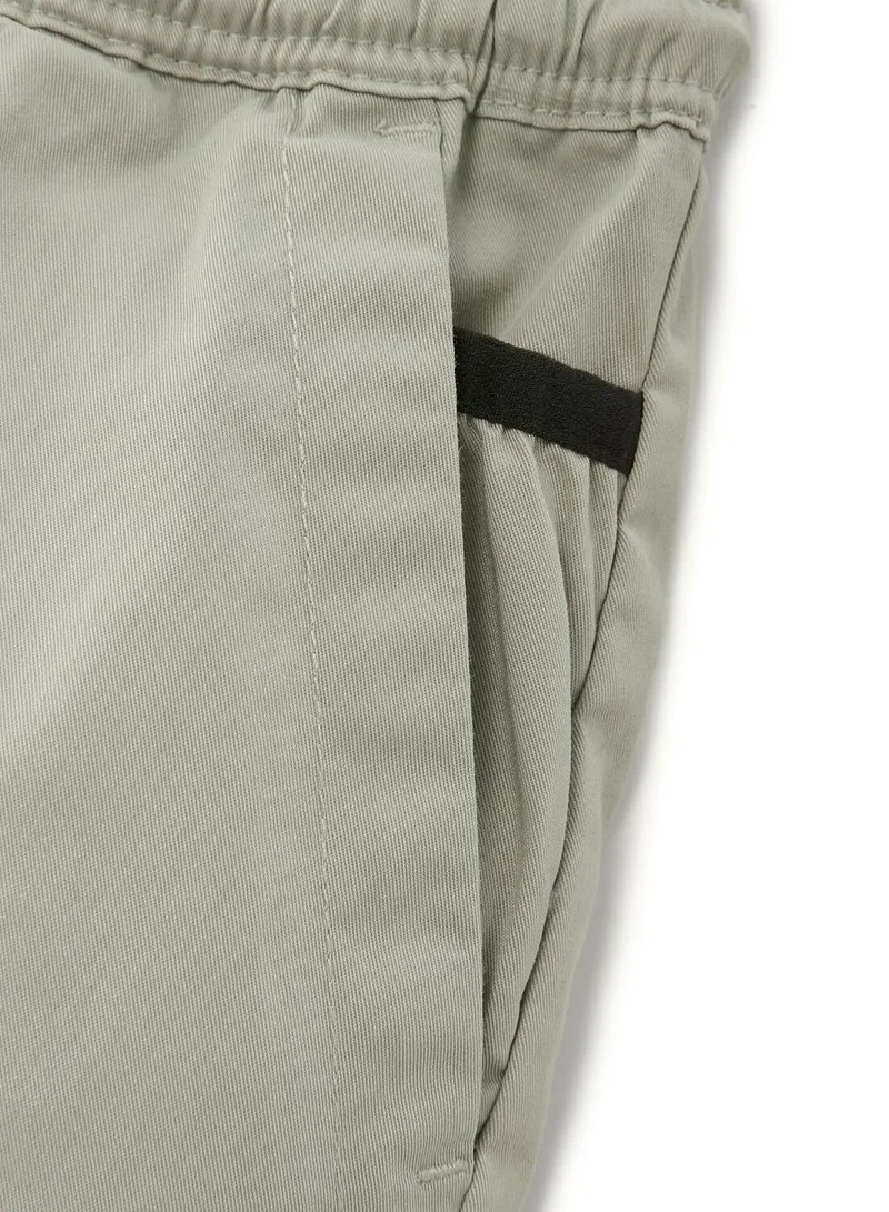 GIORDANO  Kid's Mid-Rise Relaxed Fit Twill Shorts  | Best Price UAE