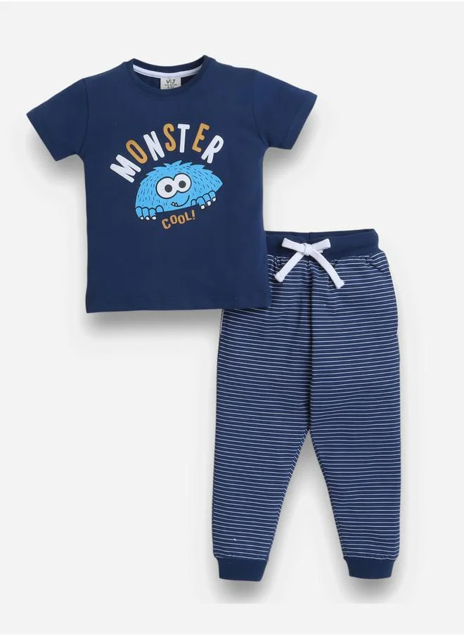 فكتور اند جين Graphic Print T-Shirt and Striped Pyjama Set