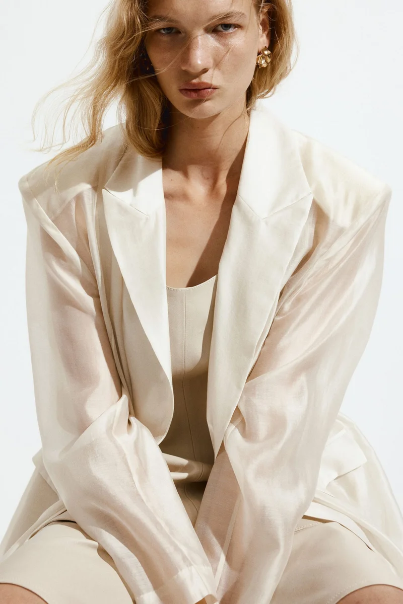 اتش اند ام حلقان بتصميم مستوحى من الكشكش