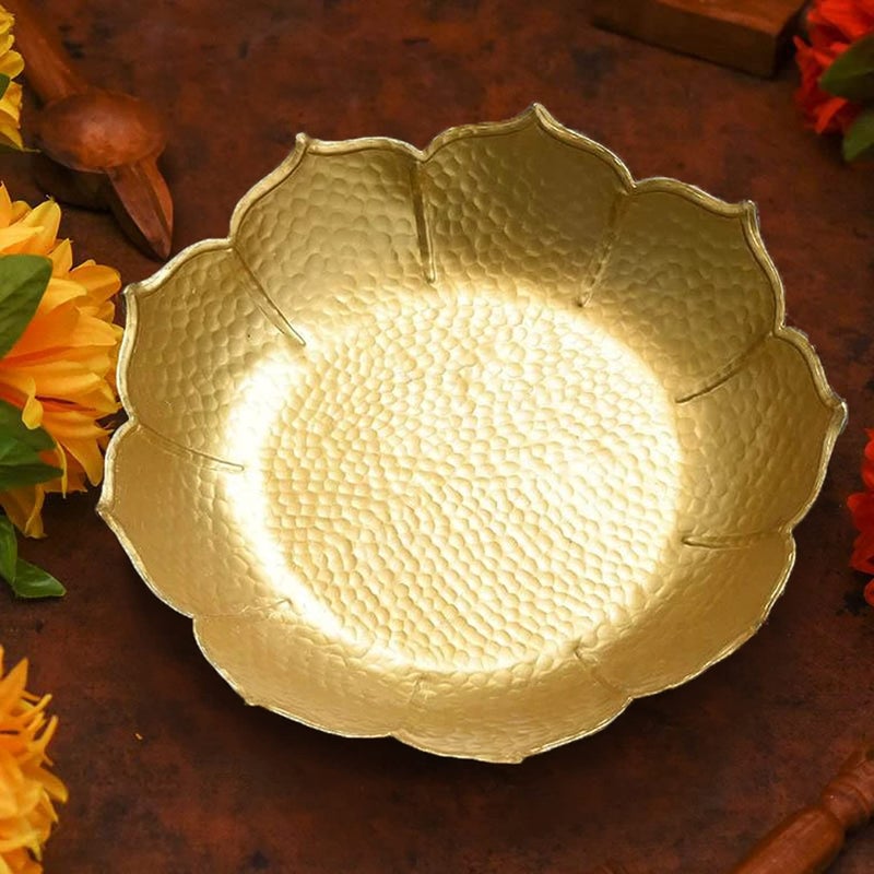 the purple tree The Purple Tree Beautiful Handcrafted Lotus Urli Bowl for Diwali Pack of 1 30 cm Decorative Bowl for Floating Flowers and Tea Light Candles Home Tr  - Image 3