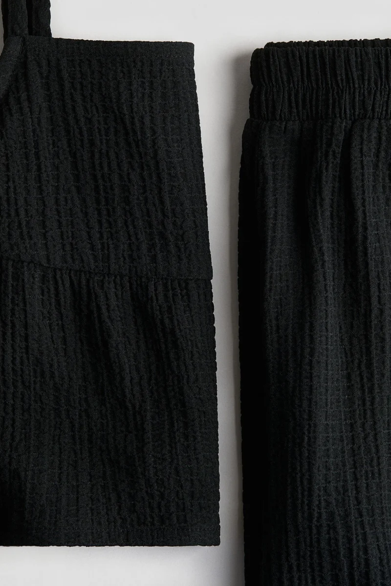 H&M 2-piece seersucker set