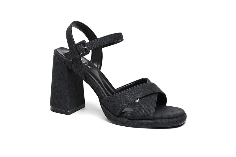 كابلي صندل بكعب عريض مقدمة مفتوحة بحزام متقاطع