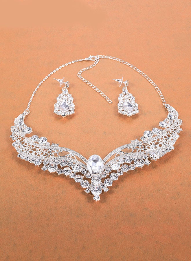 نيبمينينت طقم مجوهرات من أقراط وقلادة مصنوع خليطٍ معدني ذات ثقوب كبيرة ومزين بالكريستال - Image 4