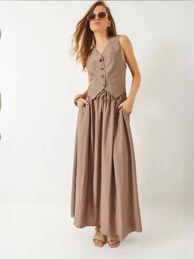 Bianco Lucci LUCCI Long V-Neck Flared Two-Piece Coord Set with Pockets