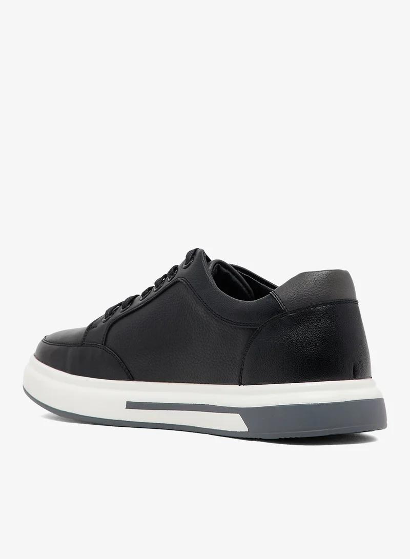 روبرت وود أحذية كاجوال أساسية برباط