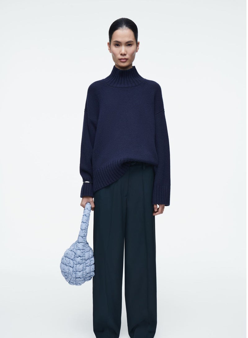 cos small cloud bag shoulder bag - Image 4