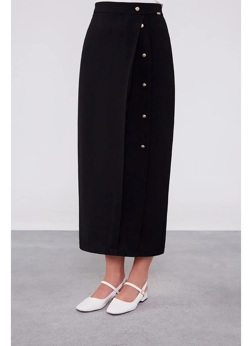 ليفيدور Black Button Detail Skirt