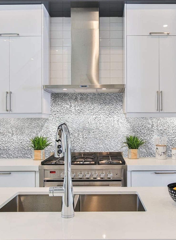 Kitchen Waterproof Aluminum Foil  40Cm x 3 Meters. Stickers Peel and Stick Oil Proof Wall Paper for Kitchen, Heat Resistant Self Adhesive Wall Protector.  - Image 3