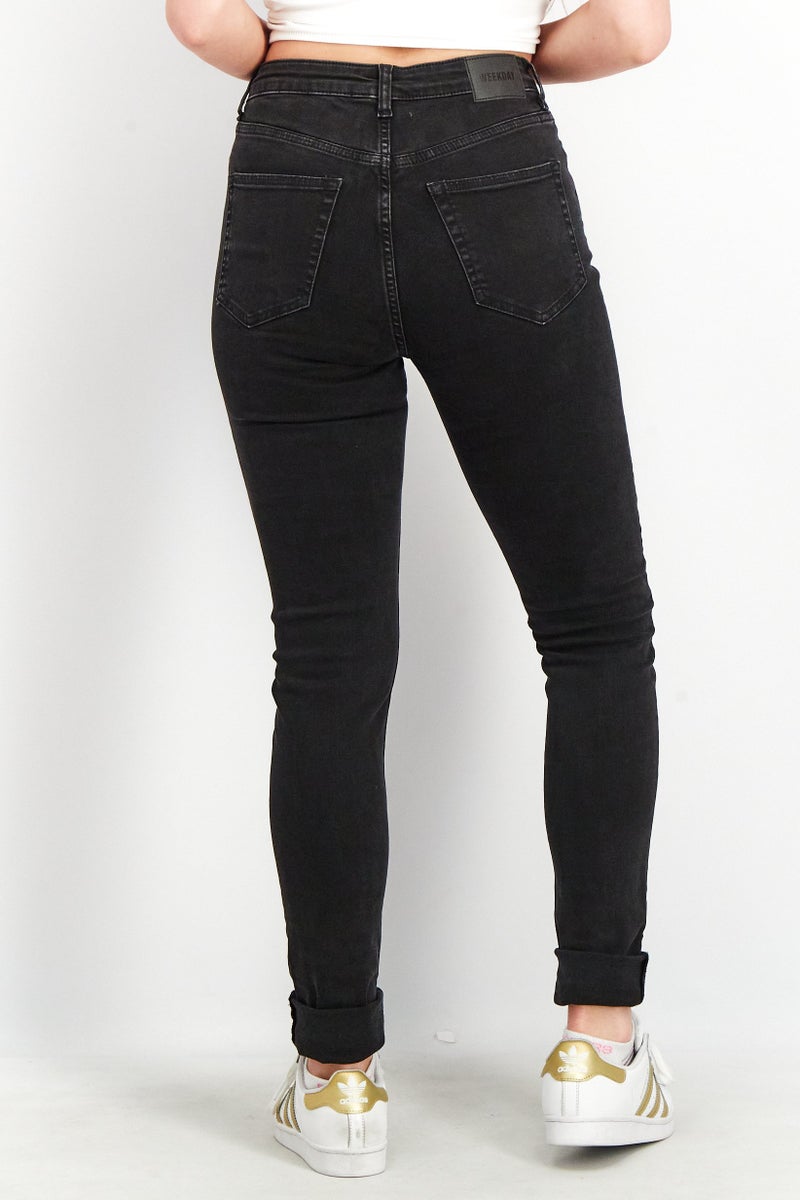 Weekday Women Regular Fit Solid Jeans, Black - Image 4