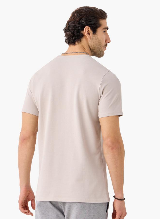 ايكونيك تيشيرت بيك أيقوني مميز - Image 3