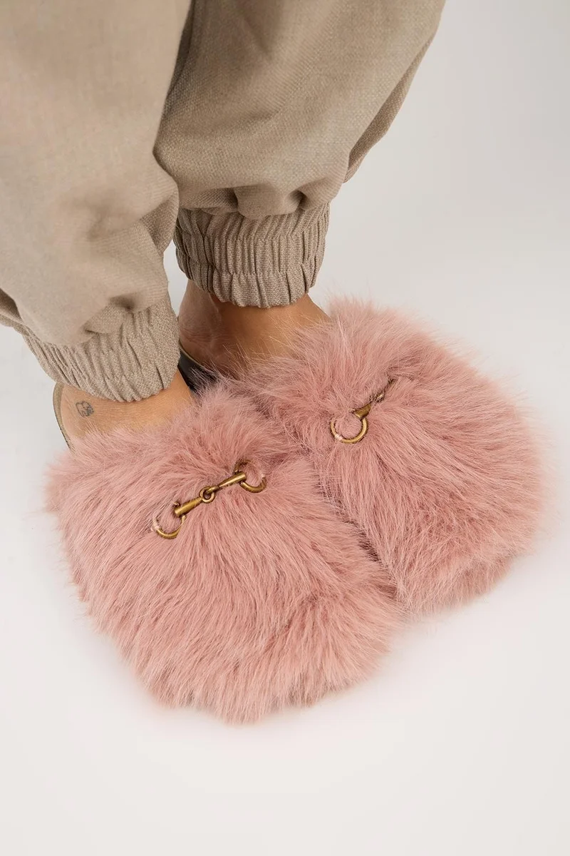 Manijero Manijero Zeya Women's Plush Buckle Powder Pink Slippers