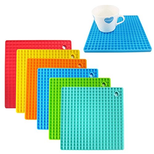 Iktu Iktu Asier Silica Gel Heat Resistant Pot Holder Square Disc Pads for Car Dashboard Dining Table Place Mat Coasters (Assorted Colour) - Pack of 2 - Image 1
