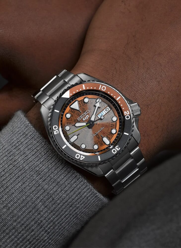 Seiko سوار Seiko 5 Sports SKX Skeleton Style Brown Dial SRPJ47K1 - Image 4