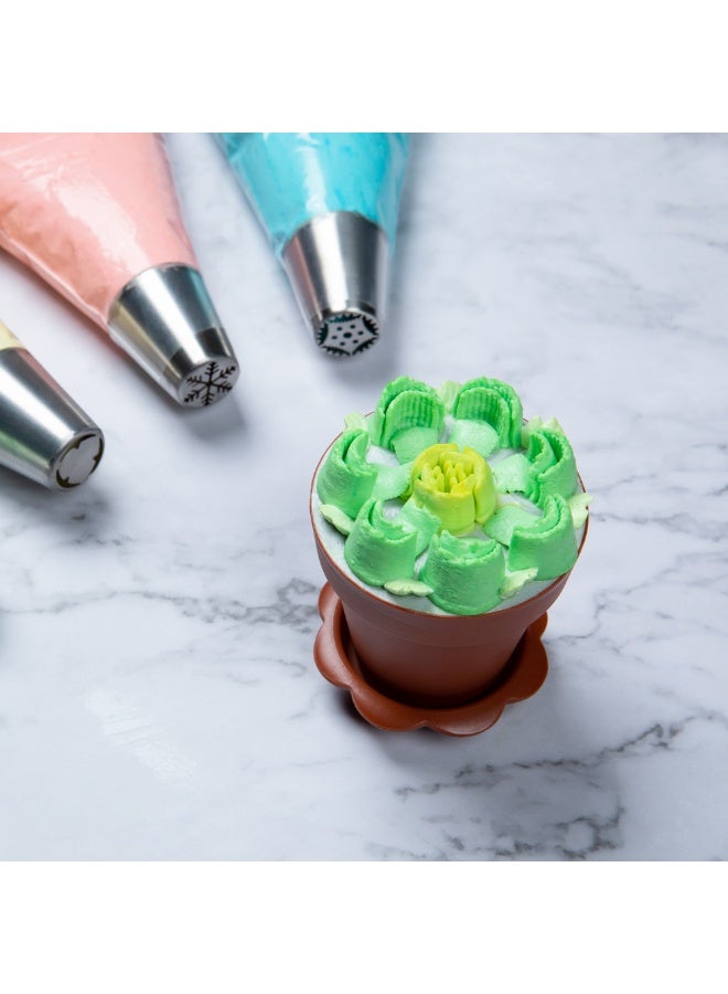 Restaurantware Russian Piping Tip, 1 Petal Cake Decor Piping Tip - #35, Corrosion-Resistant, Stainless Steel Decorating Tip For Frosting, Dishwashable, Decorate Cupcakes, Cakes, or Cookies - Image 3