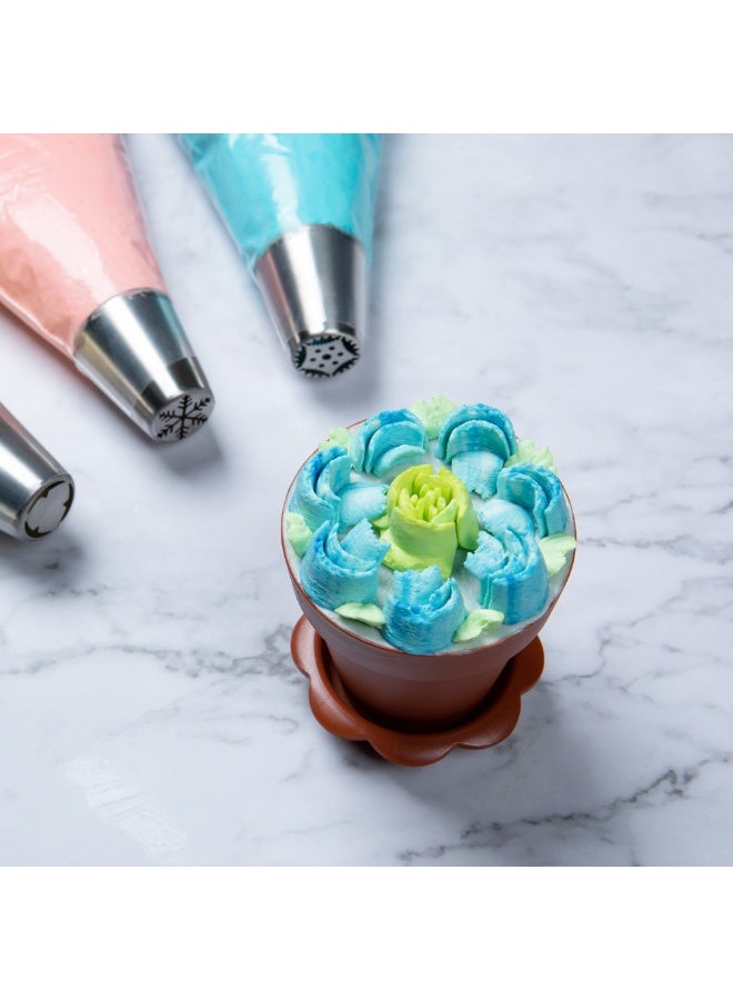 Restaurantware Russian Piping Tip, 1 Petal Cake Decor Piping Tip - #35, Corrosion-Resistant, Stainless Steel Decorating Tip For Frosting, Dishwashable, Decorate Cupcakes, Cakes, or Cookies - Image 4