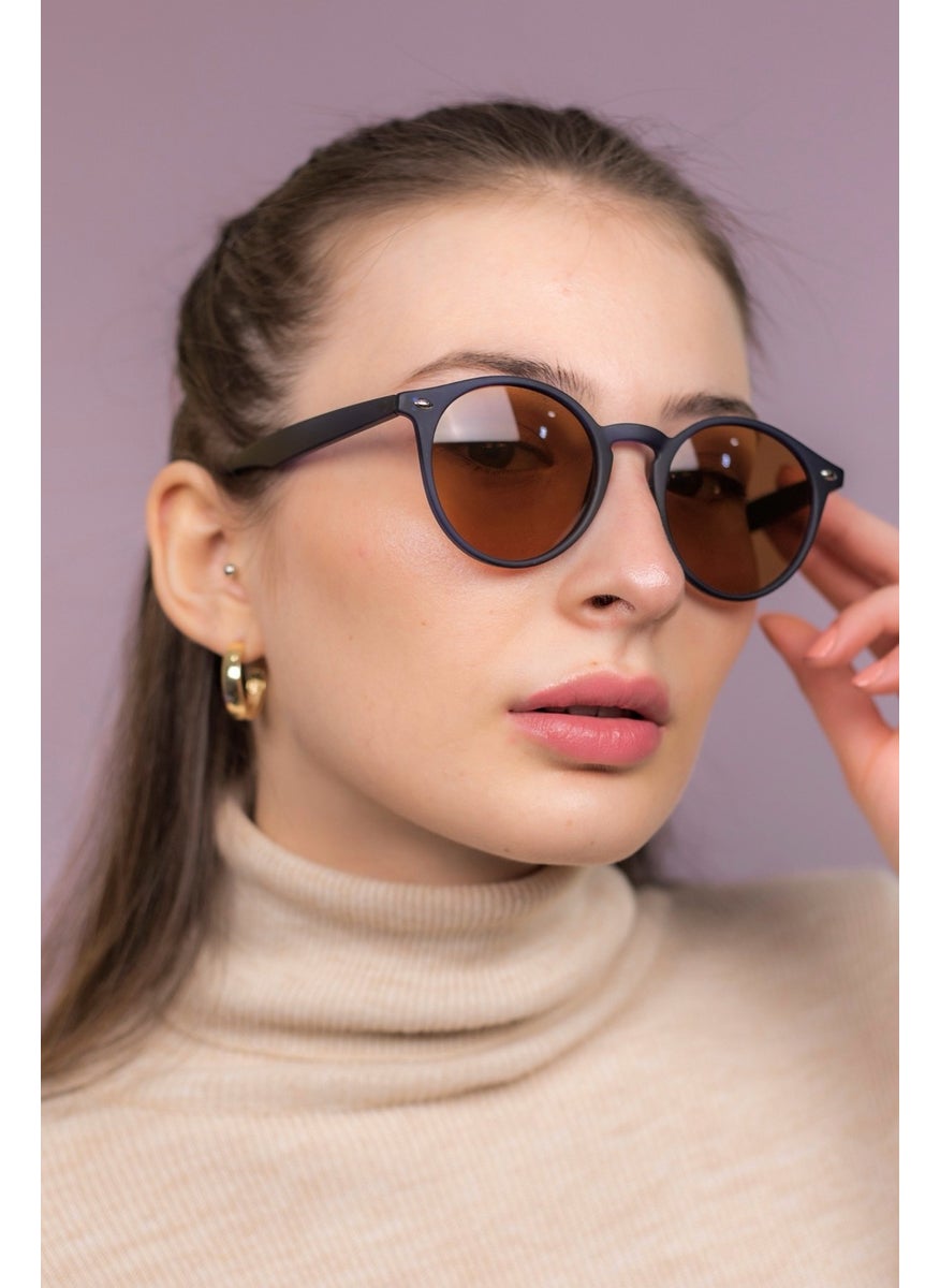 Focus On Hardy Matte Navy Blue Polarized Sunglasses  - Image 5