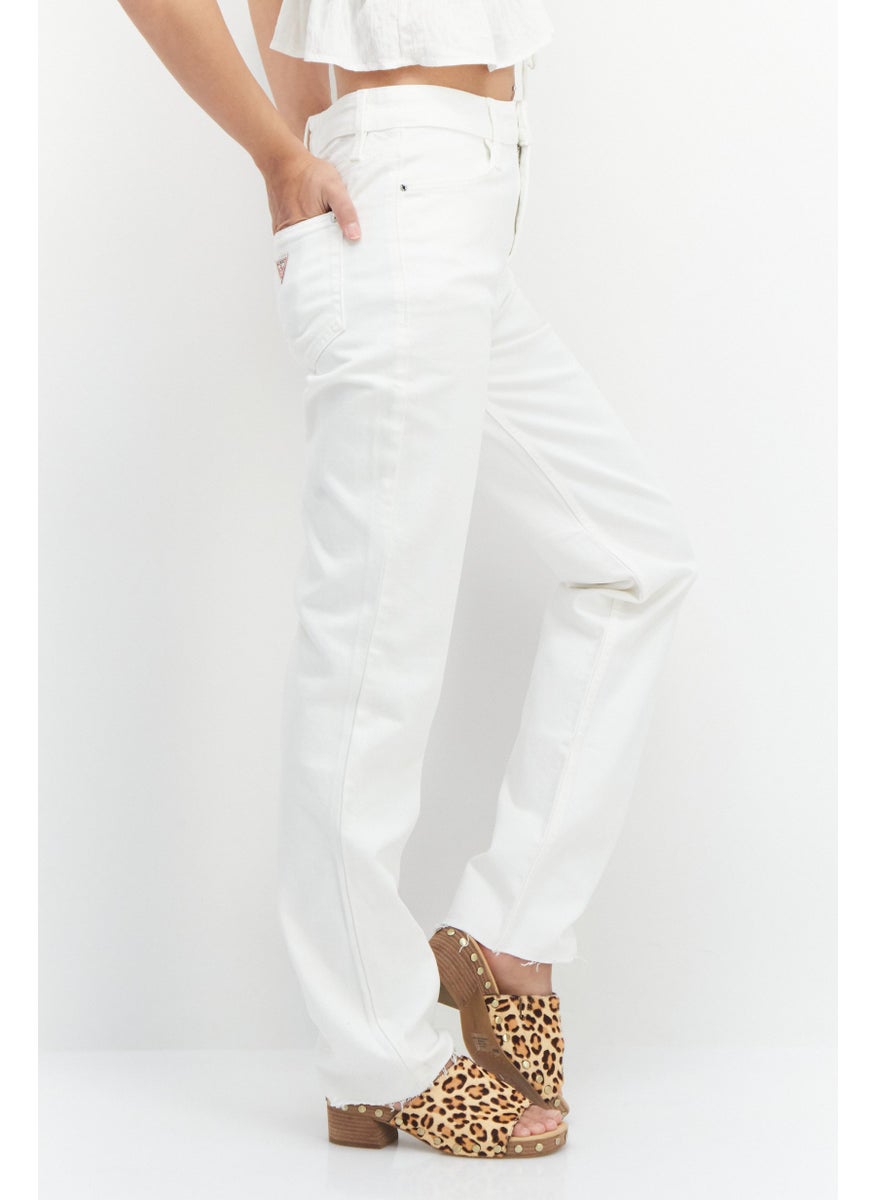 GUESS - Women Regular Fit Stretchable Denim Plain Jeans, White - Image 1