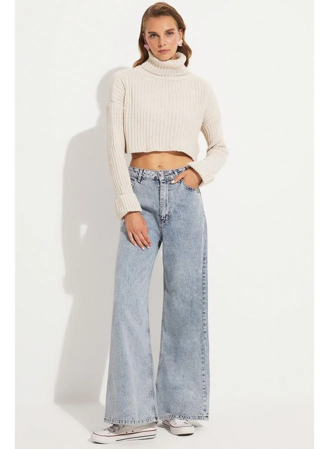 جون June Exclusive Turtleneck Sweater Beige