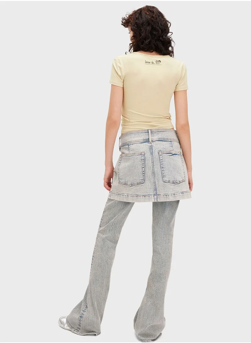 MONKI Crew Neck Graphic Crop T-Shirt