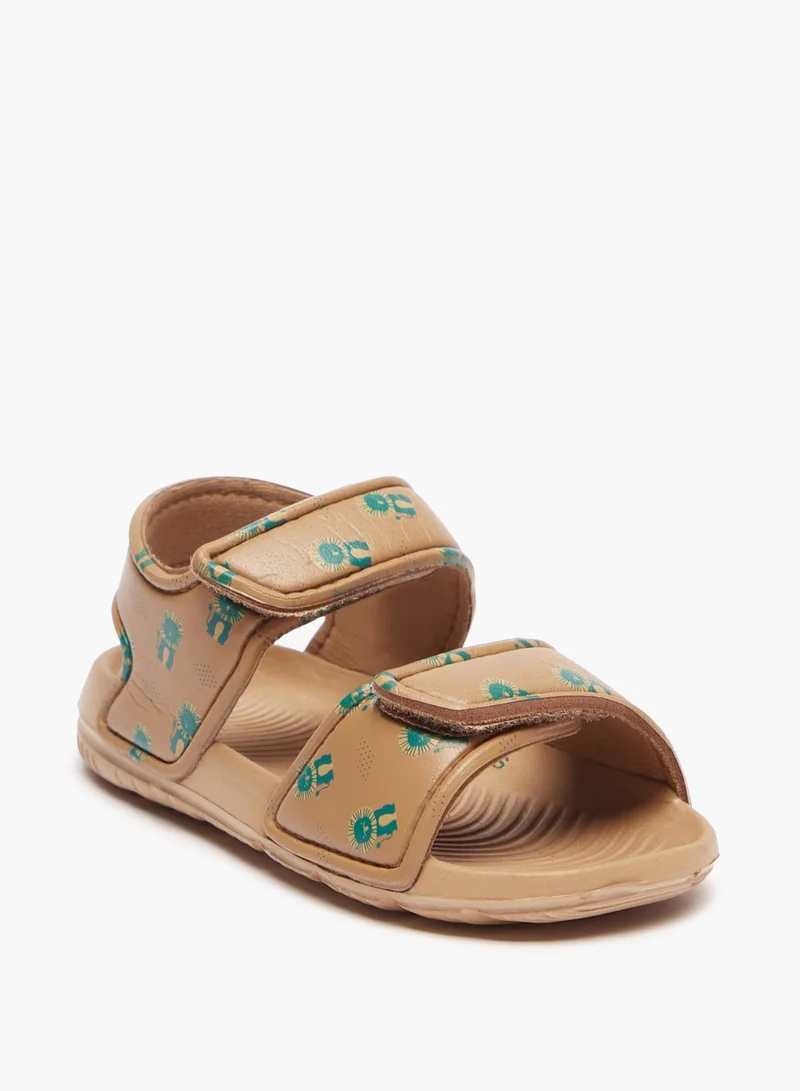 shoexpress Boys Printed Sandals with Hook and Loop Closure