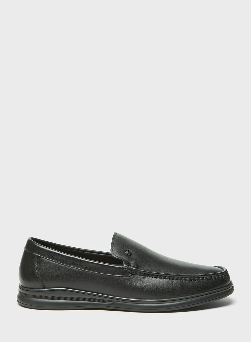 لو كونفورت Casual Comfort Slip On Shoes