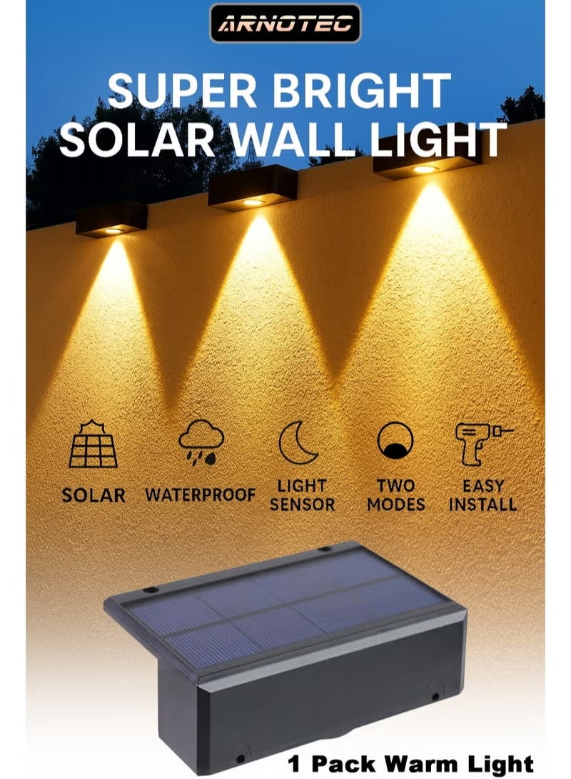 ARNOTEC مصباح جداري يعمل بالطاقة الشمسية فائق السطوع، مصباح جداري بتصميم ساحة الحديقة في الهواء الطلق، مصباح جو فناء المنزل (ضوء دافئ) - Image 1
