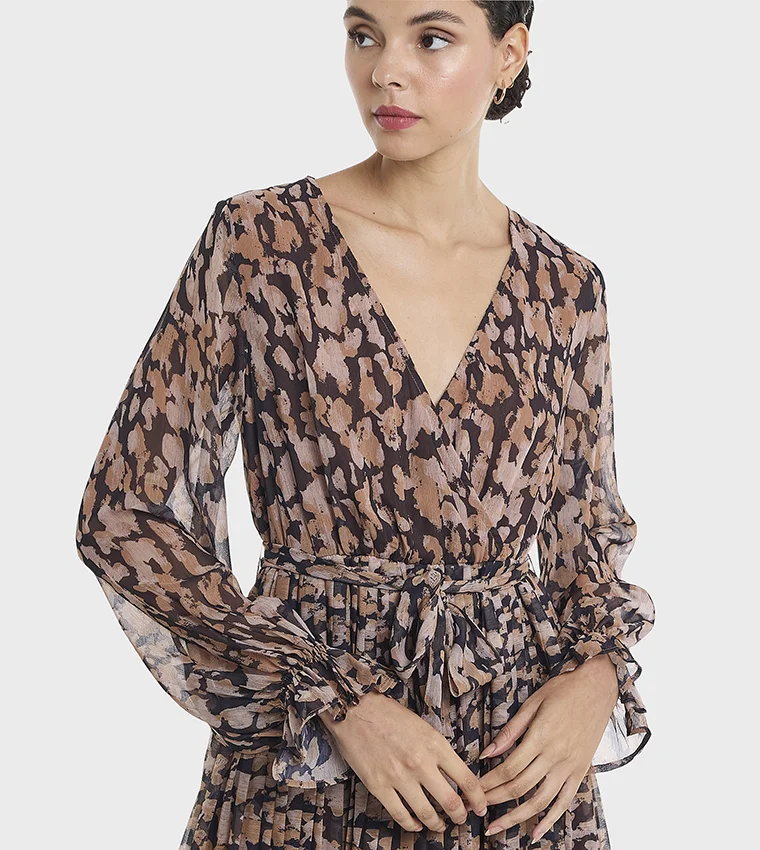 بي سي بي جي Printed V-Neck Dress