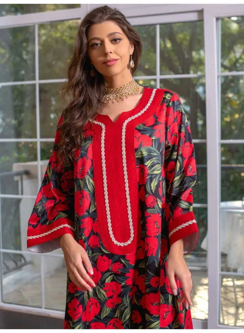 فستان احمر انيق و ناعم  بطباعة و نقوش ورود حمراء  بارد و طويل الى الكاحل انيق و ناعم أكمام طويلة و ياقه مدوره مناسب لفصل الربيع و الخريف يليق في المناسبات العائليه او في دعوات الفطور في رمضان او العيد او احتفالات اليوم الوطني او يوم التأسيس او المناسبات الشعبيه في احتفالات المدارس ايضا في رحلات البر او الشالية قابل للغسيل في الغسالة مقاس XL - Image 4