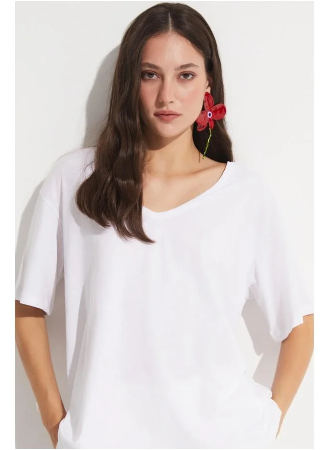 JUNE June 100% Cotton Loose Fit V Neck Tshirt White