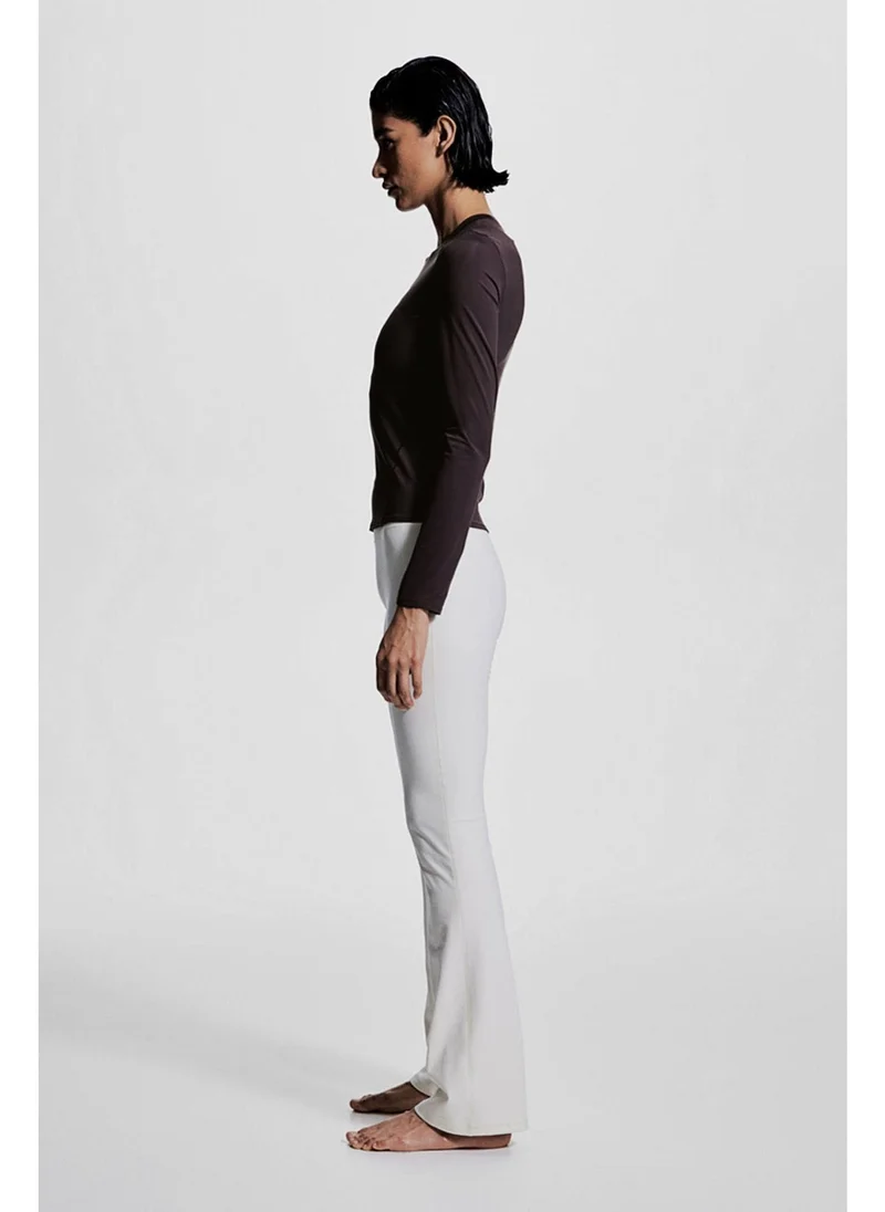 H&M Sports top in DryMove™