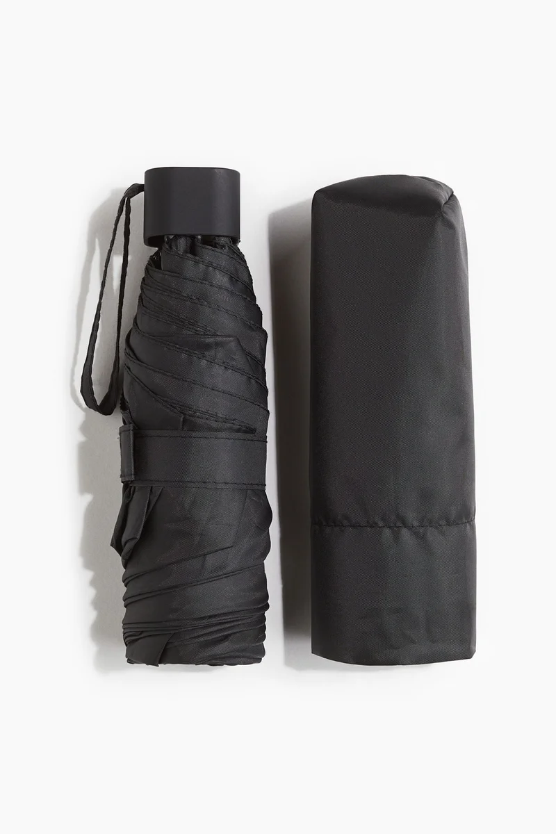 اتش اند ام Umbrella