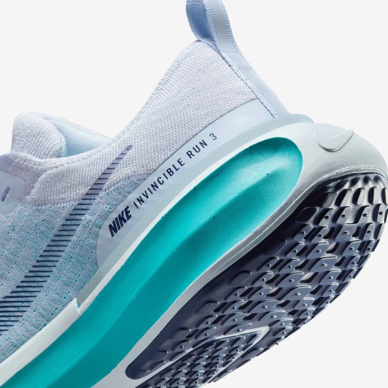 Nike Blue Men's ZoomX Invincible 3 Running Shoe for Men | Best Price UAE