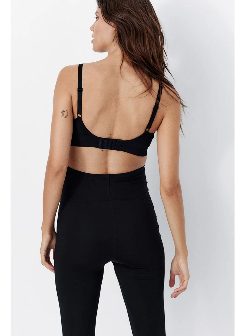 H&M MAMA Seamless nursing sports bra