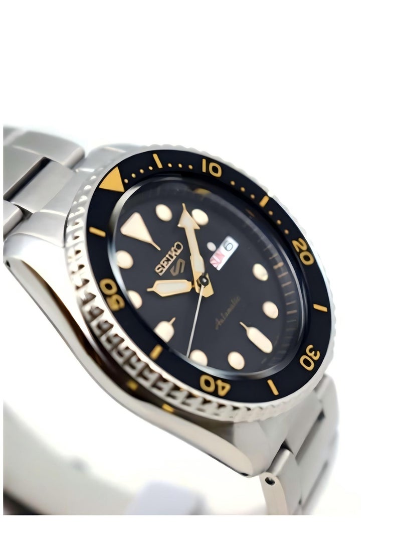Seiko Men's 5 Sports Water Resistant Analog Watch SRPD57K1  - Image 4