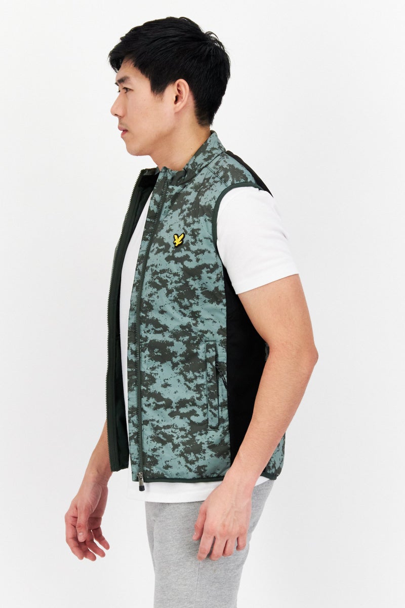 Lyle & Scott Men Camoudlage Sleeveless Vest Jacket, Multicolor - Image 4