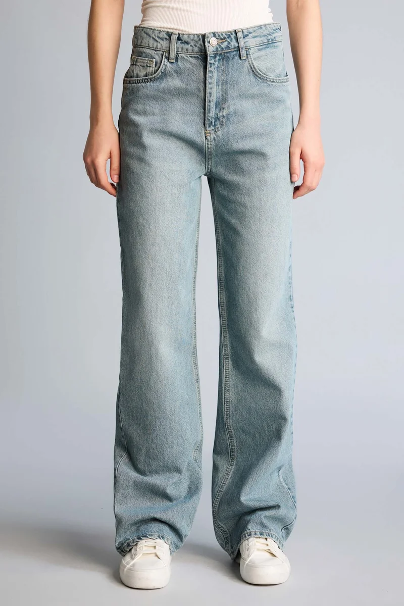 Defacto  90's Wide Leg High Waist Long Jeans for Women | Best Price UAE