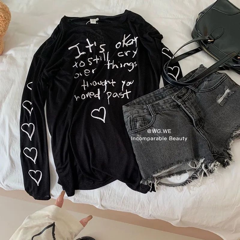 Letter Love Printed Sunscreen T-Shirt Women'S Round Neck Long Sleeve Thin Loose Slimming Air Conditioning Blouse - Image 4