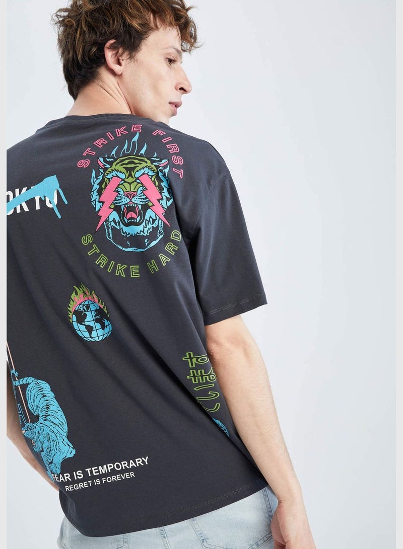 DeFacto Bixy Fit Short Sleeve Back Printed T-Shirt  - Image 1
