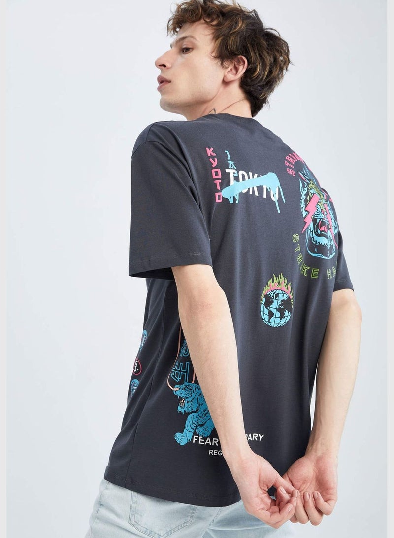 DeFacto Bixy Fit Short Sleeve Back Printed T-Shirt  - Image 4